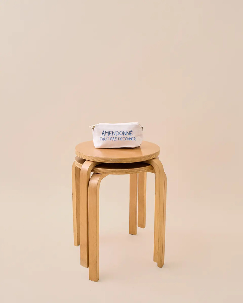 TROUSSE DE TOILETTE AMENDONNÉ M