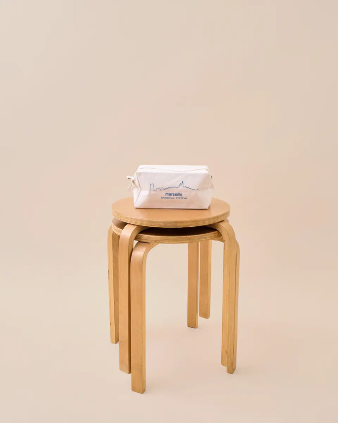 TROUSSE DE TOILETTE M SKYLINE MARSEILLE