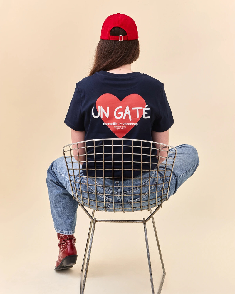 T-SHIRT UN GATÉ